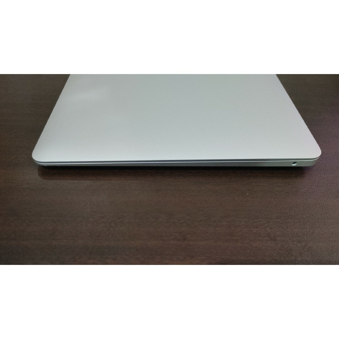 macbook air M1　8gb/256gb