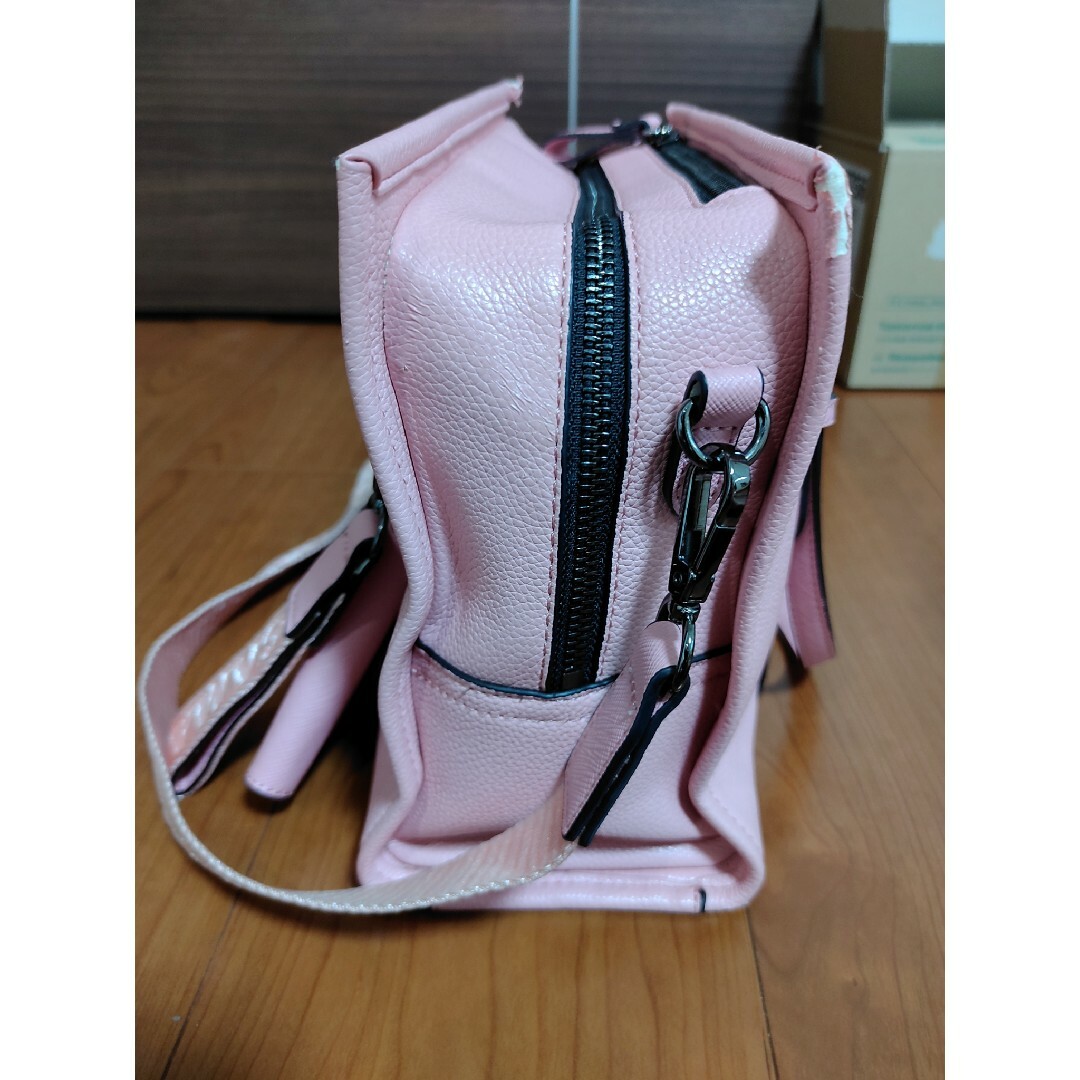 Samantha Vega(サマンサベガ)のサマンサベガ　ショルダーバッグ　ハンドバッグ　薄ピンク　内ポケット　外ポケット レディースのバッグ(ショルダーバッグ)の商品写真