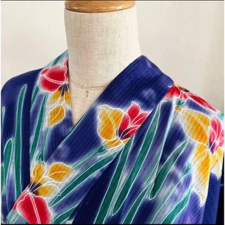 浴衣 花柄 紺地に菖蒲模様 赤・黄 花ぼかし レトロ 身丈142/裄丈 68(浴衣)