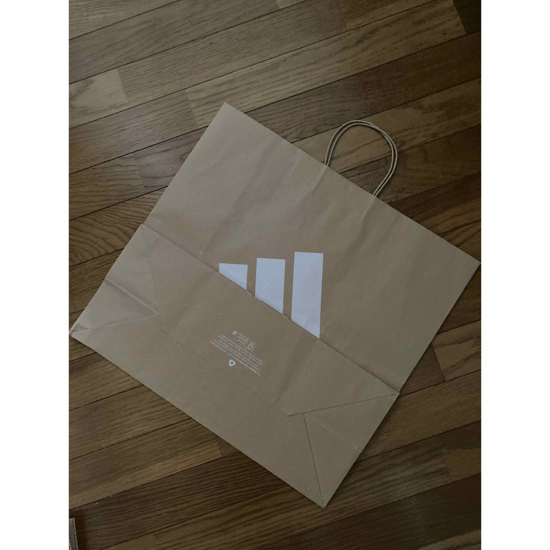 adidas(アディダス)のadidasアディダスショップ袋　新品 レディースのバッグ(ショップ袋)の商品写真