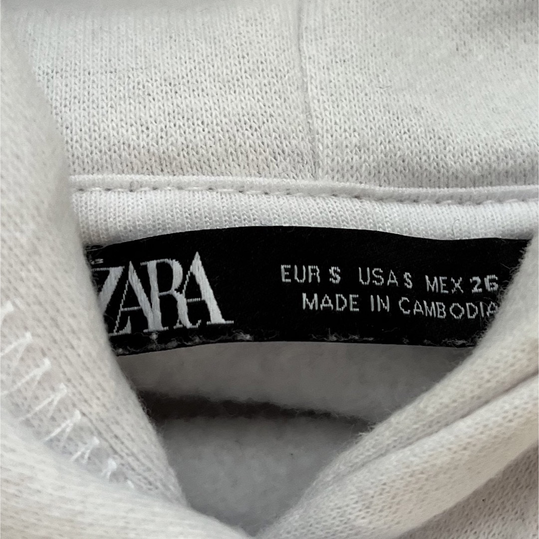 ZARA(ザラ)のZARA パーカー　スウェット　トレーナー レディースのトップス(パーカー)の商品写真