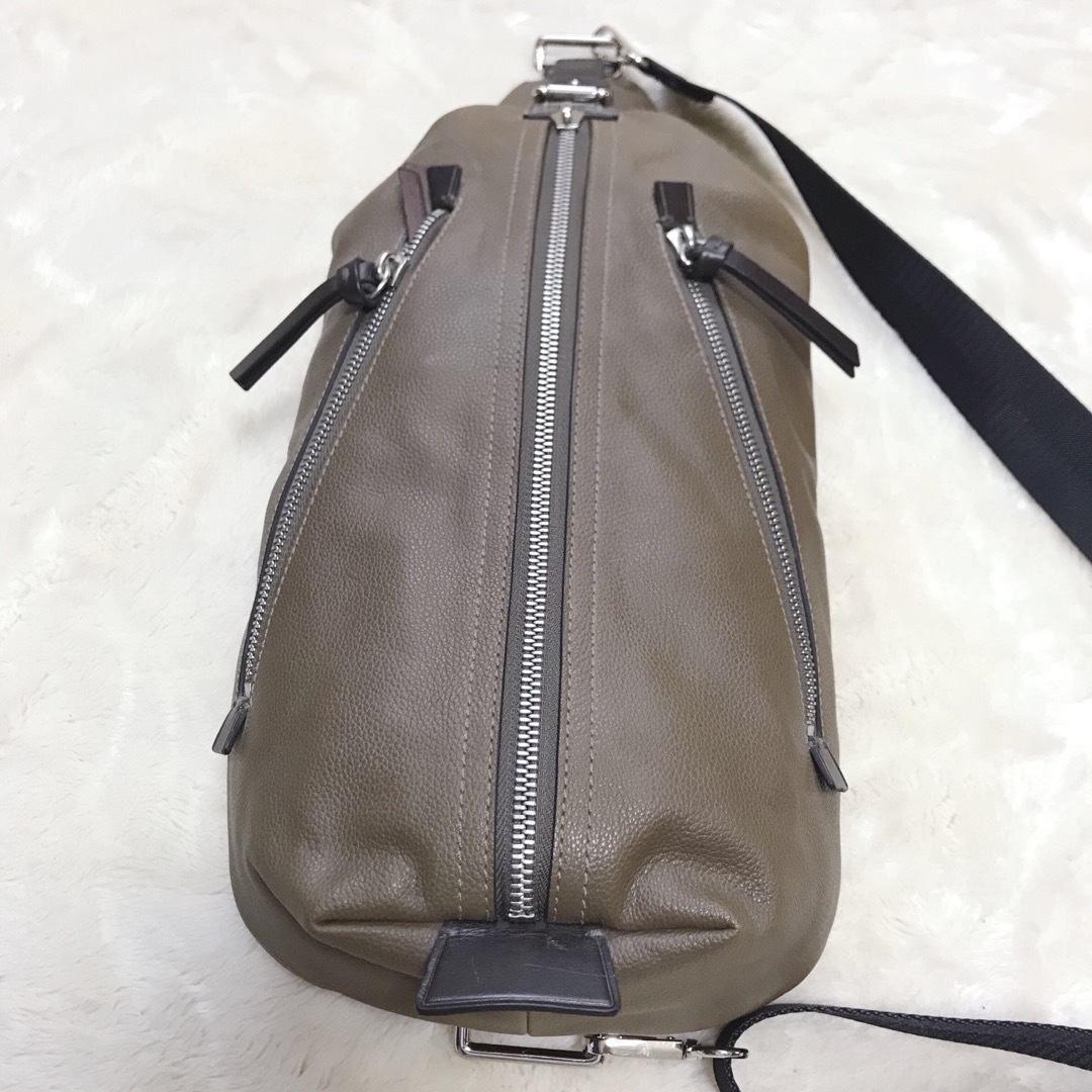 COACH コーチ トンプソン ボディバッグ オールレザー ブラック 美品-
