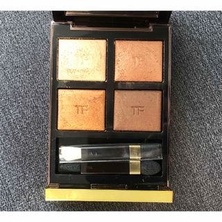 トムフォード(TOM FORD)のTOMFORD アイカラークォード　サスピション　04A(アイシャドウ)