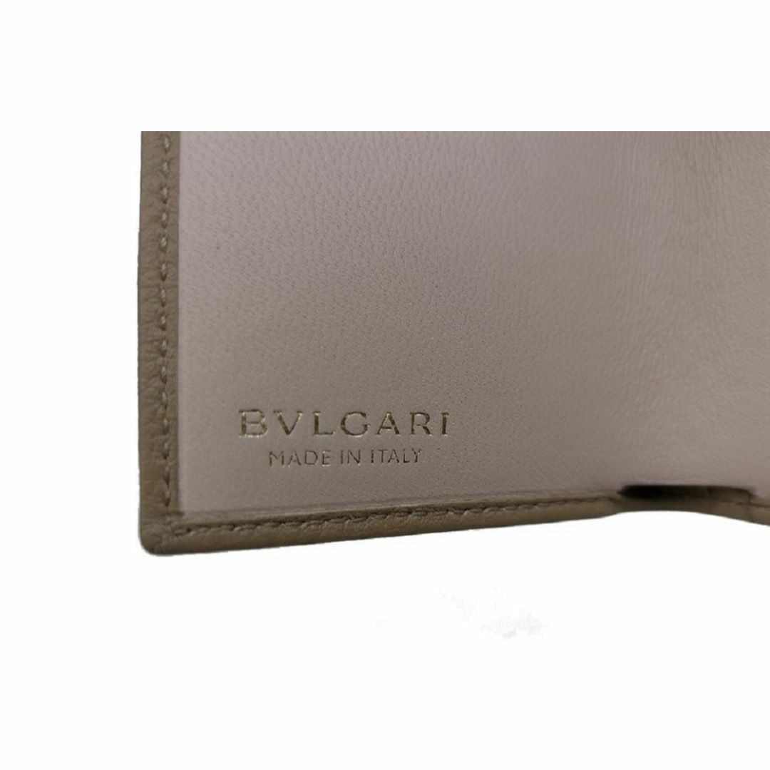 BVLGARI(ブルガリ)の未使用品！BVLGARI【ブルガリ】ブルガリブルガリ 三つ折コンパクトウォレット レディースのファッション小物(財布)の商品写真