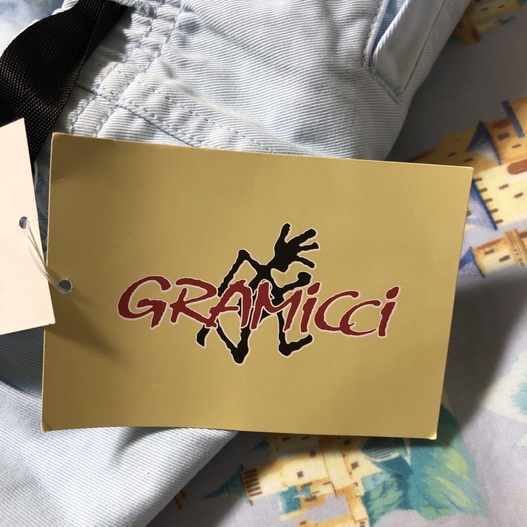 新品未使用　GRAMICCI 短パン