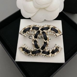 シャネル ブローチの通販 4,000点以上 | CHANELを買うならラクマ