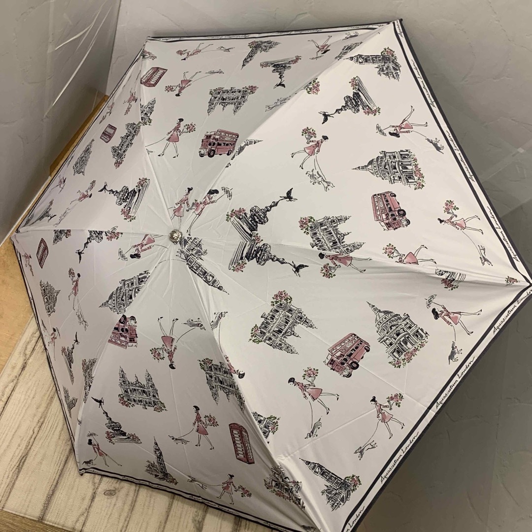 AQUA SCUTUM(アクアスキュータム)の専用アクアスキュータム折りたたみ日傘 レディースのファッション小物(傘)の商品写真