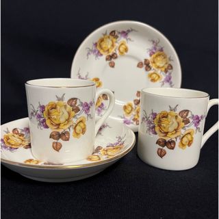 ウェッジウッド(WEDGWOOD)のクラウンスタッフォードシャー イギリスアンティーク 黄色の薔薇(食器)