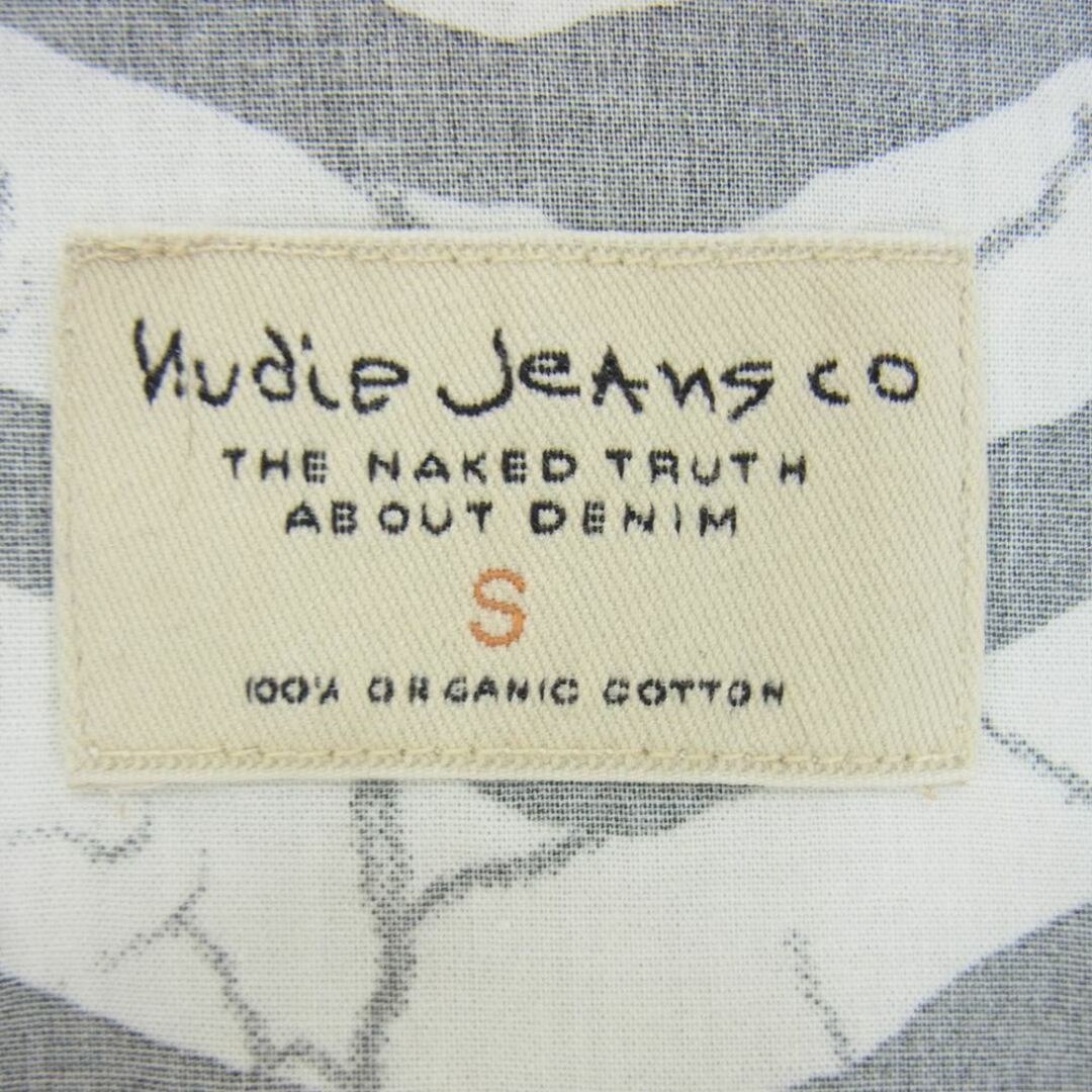 Nudie Jeans(ヌーディジーンズ)のNudie Jeans ヌーディージーンズ 半袖 ワッペン付き 総柄 オープン シャツ ホワイト系 S【中古】 メンズのトップス(シャツ)の商品写真