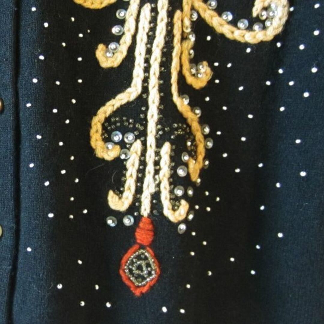 50〜60年代？　刺繍　ビーズ　スパンコールの付いたヴィンテージカーディガン　黒