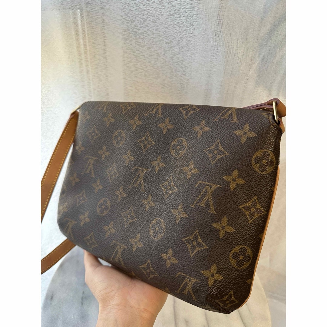 LOUIS VUITTON(ルイヴィトン)のルイヴィトン　ミュゼットタンゴ レディースのバッグ(ショルダーバッグ)の商品写真