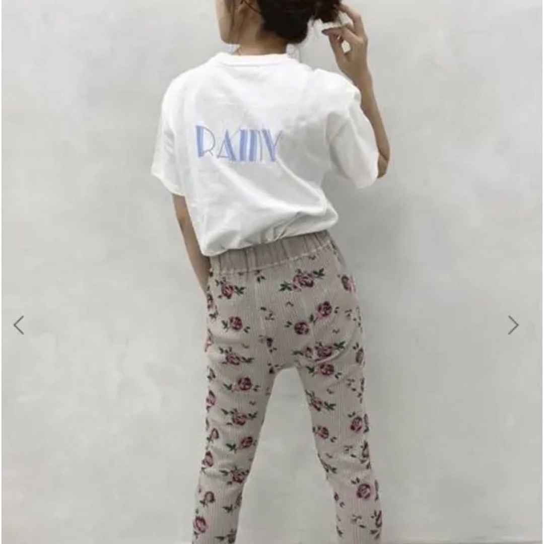 SLOBE IENA(スローブイエナ)の週末値下げ！SLOBE IENA 大人気ロゴT レディースのトップス(Tシャツ(半袖/袖なし))の商品写真