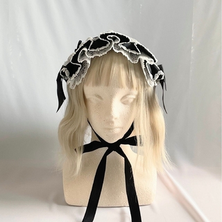 アシンメトリーのハーフボンネット風ヘッドドレス 黒×オフ白