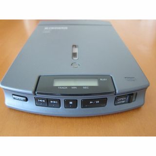 パイオニア(Pioneer)のPIONEER ポータブル外付けCD-ROMドライブ PCP-PR1W(PC周辺機器)