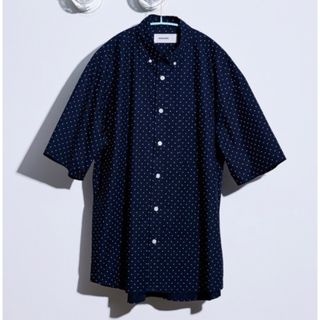 ワンエルディーケーセレクト(1LDK SELECT)のeveryone/ドットボタンダウンシャツ/L/NAVY(シャツ)