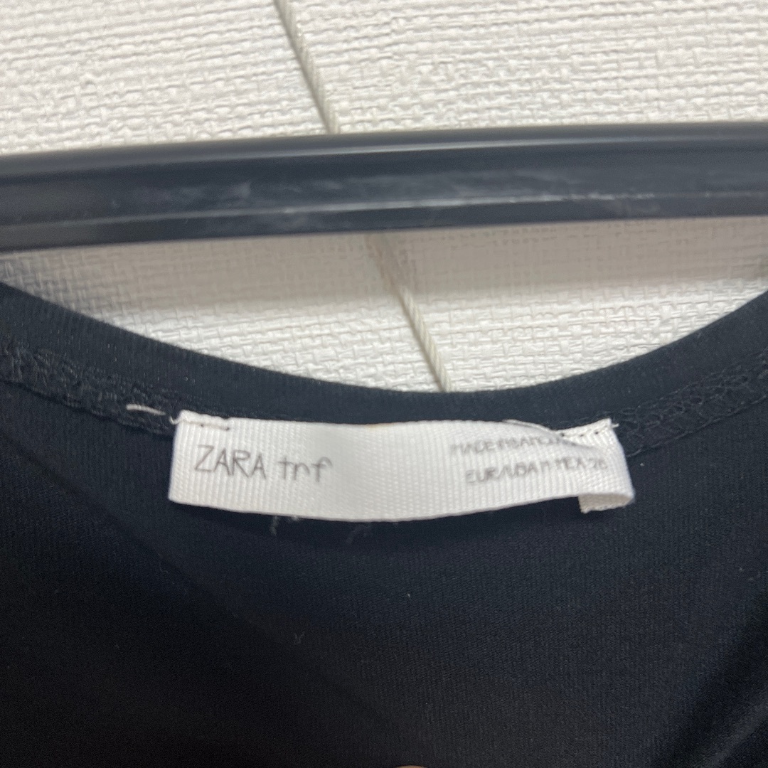 ZARA(ザラ)のZARA レディース　トップス　Tシャツ　ブラック　黒 レディースのトップス(Tシャツ(半袖/袖なし))の商品写真
