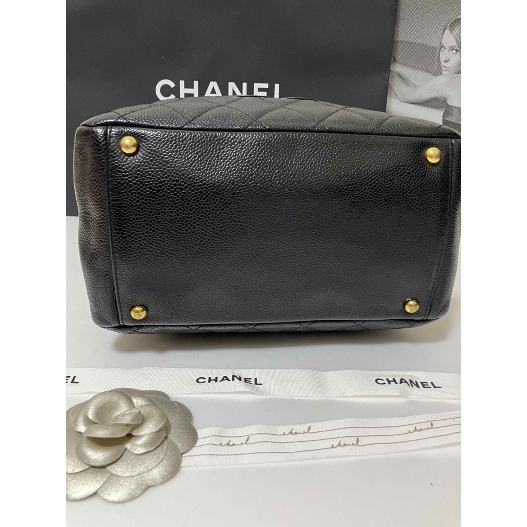 正規品　CHANEL ショルダーバッグ　　　　　　マトラッセ　キャビアスキン