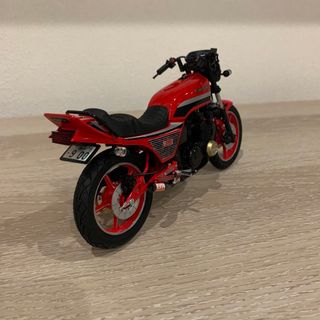 アオシマバイクシリーズプラモデル完成品カワサキZ400GPフルビートカスタム♪