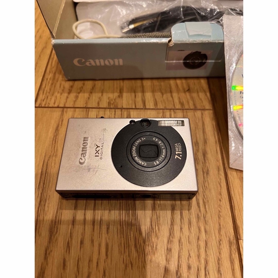 Canon(キヤノン)のCanon IXY DIGITAL 10 スマホ/家電/カメラのカメラ(コンパクトデジタルカメラ)の商品写真