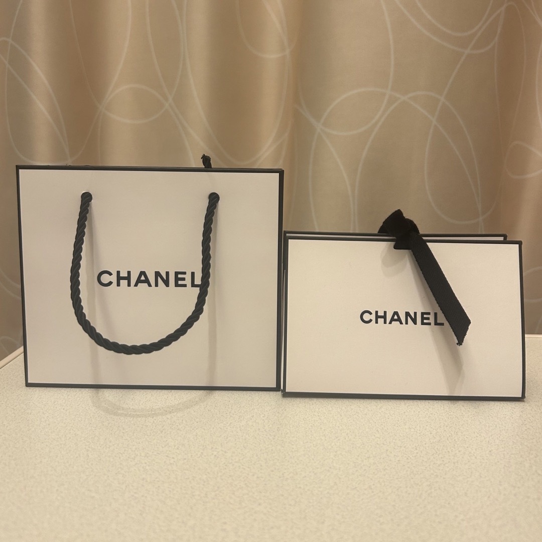 CHANEL(シャネル)のCHANEL ショップ袋　ショッパー レディースのバッグ(ショップ袋)の商品写真