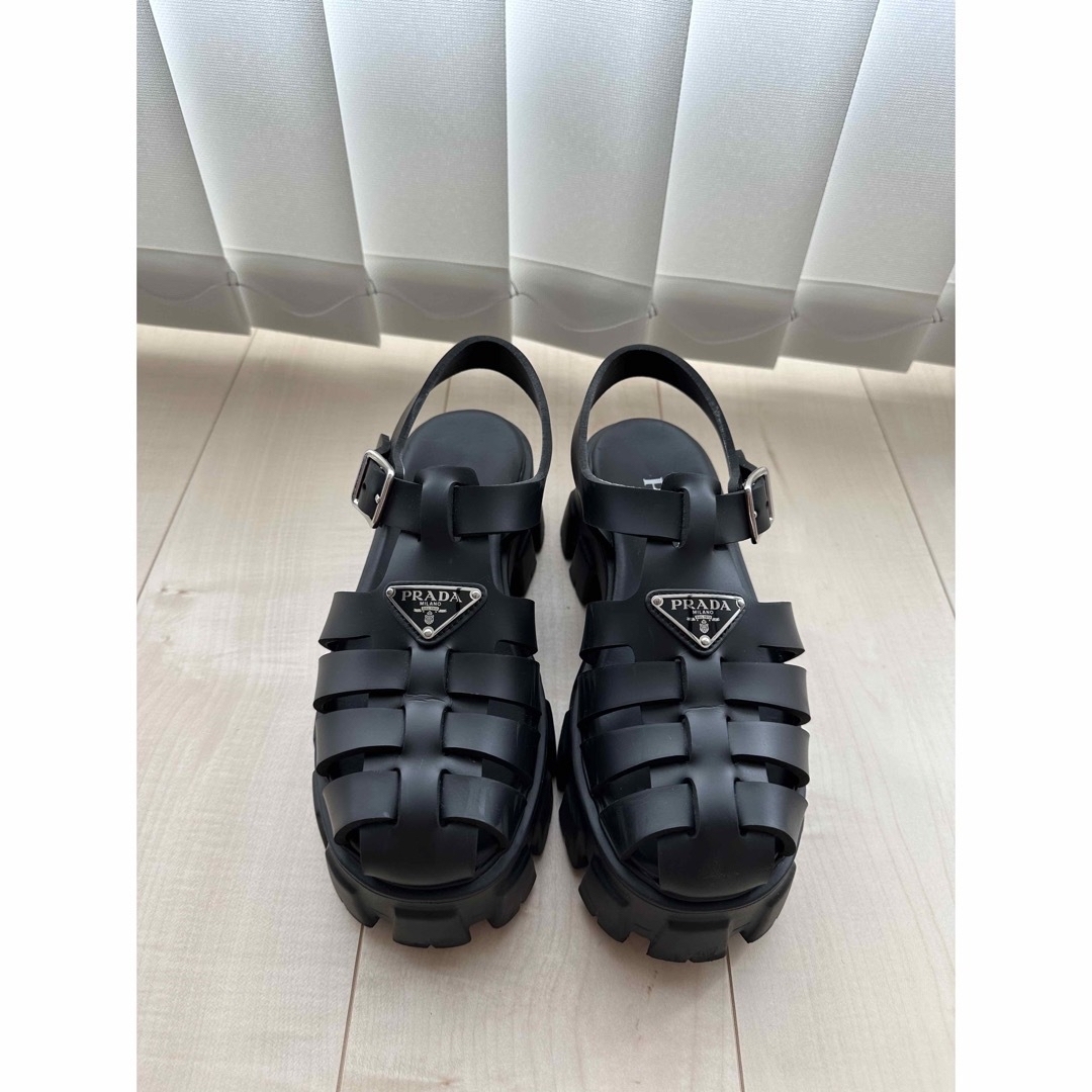 期間限定お値下げ中】PRADA プラダ フォームラバーサンダル 36の通販