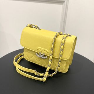 シャネル マトラッセ ショルダーバッグ(レディース)(イエロー/黄色系
