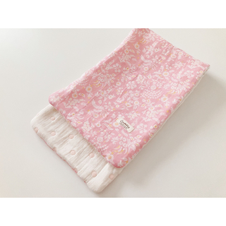 フェイスタオル　小花　ピンク　ドット　ハンドメイド　洗面タオル　キッチンタオル(タオル/バス用品)