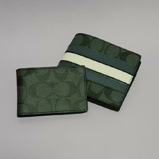 コーチ(COACH)の【未使用】COACH　カードケース付き２つ折り財布(折り財布)