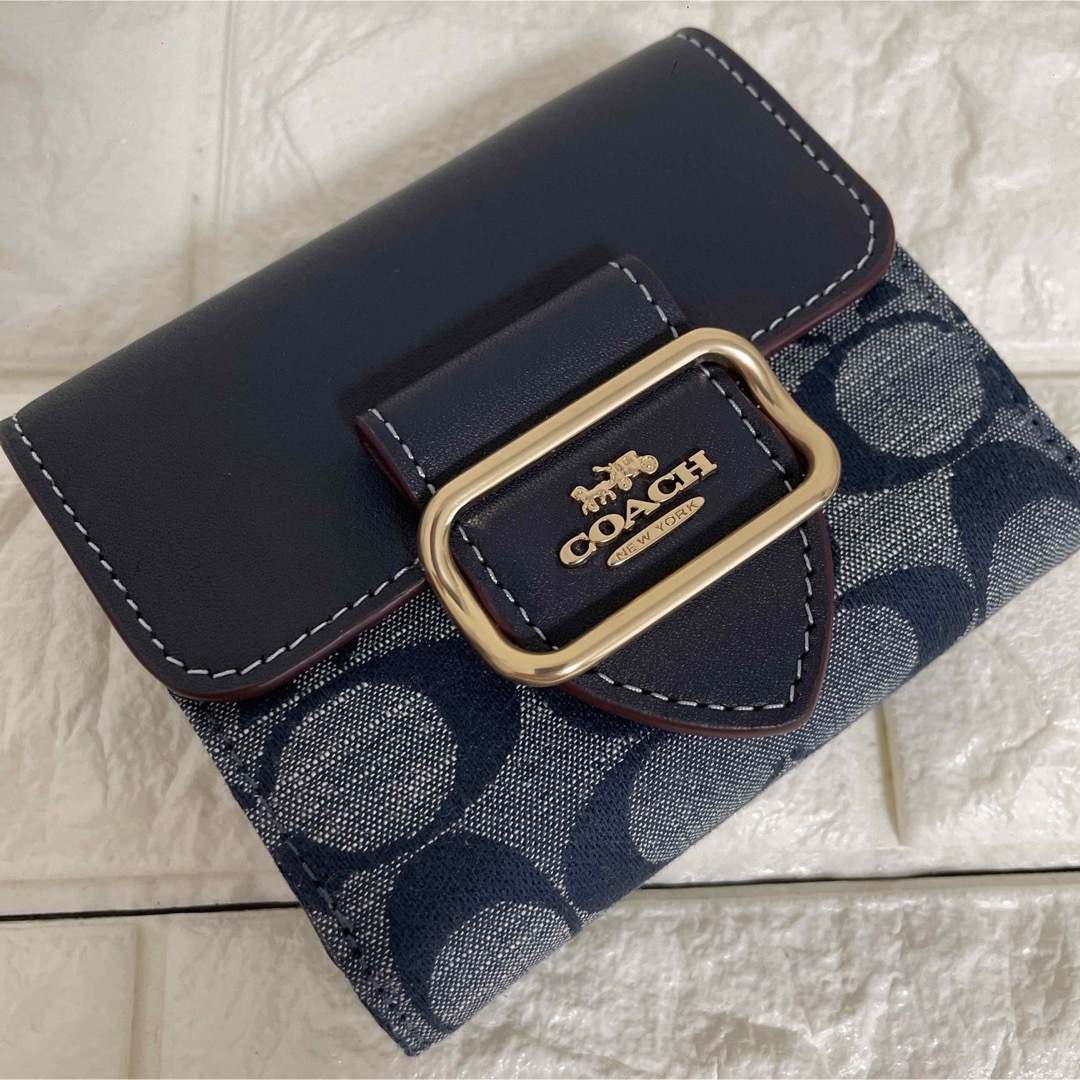 【本日限定価格】新品　未使用　coach スモールモーガン