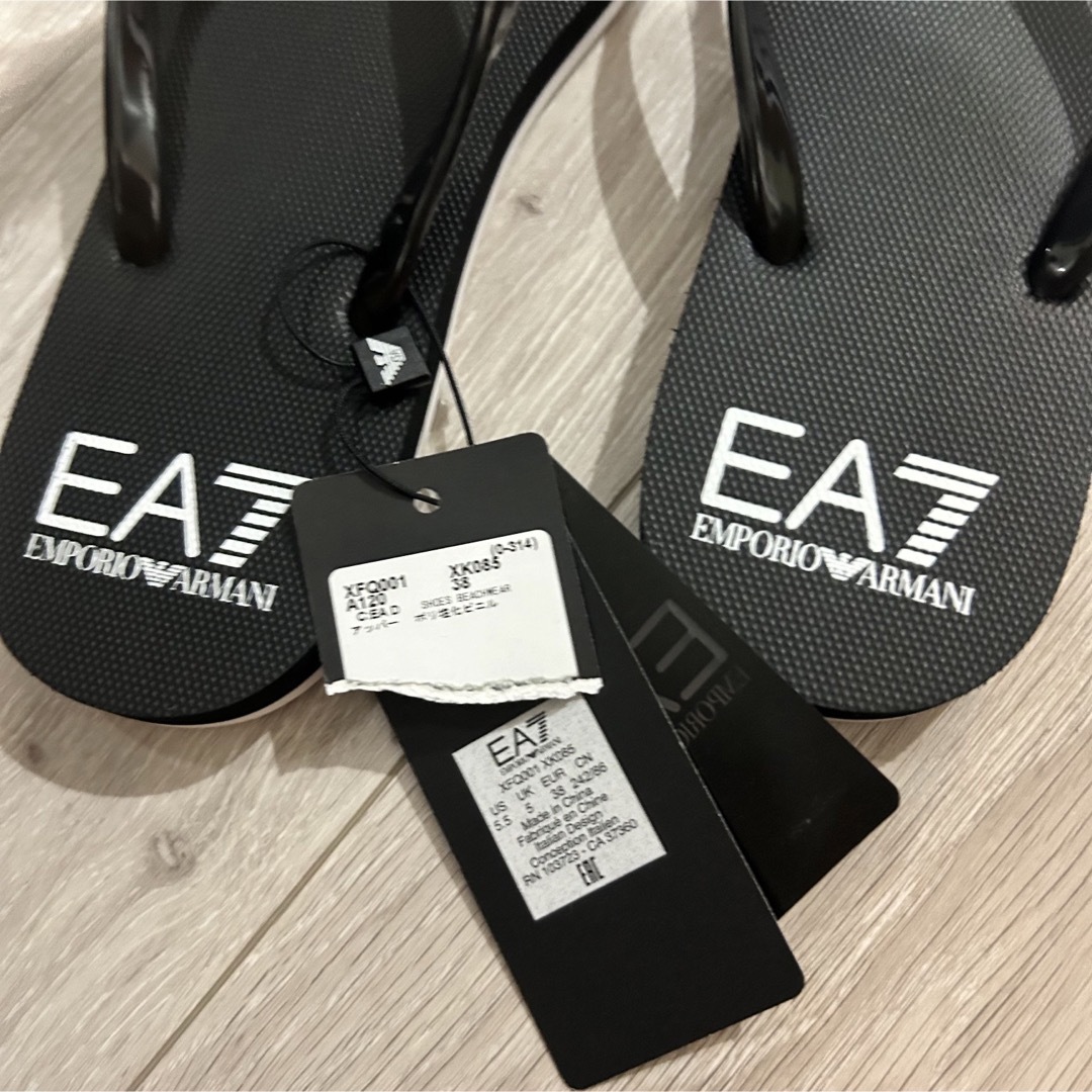 EMPORIO ARMANI EA7(エンポリオアルマーニイーエーセブン)のEA7 ビーチサンダル　ビーサン　ブラック レディースの靴/シューズ(ビーチサンダル)の商品写真
