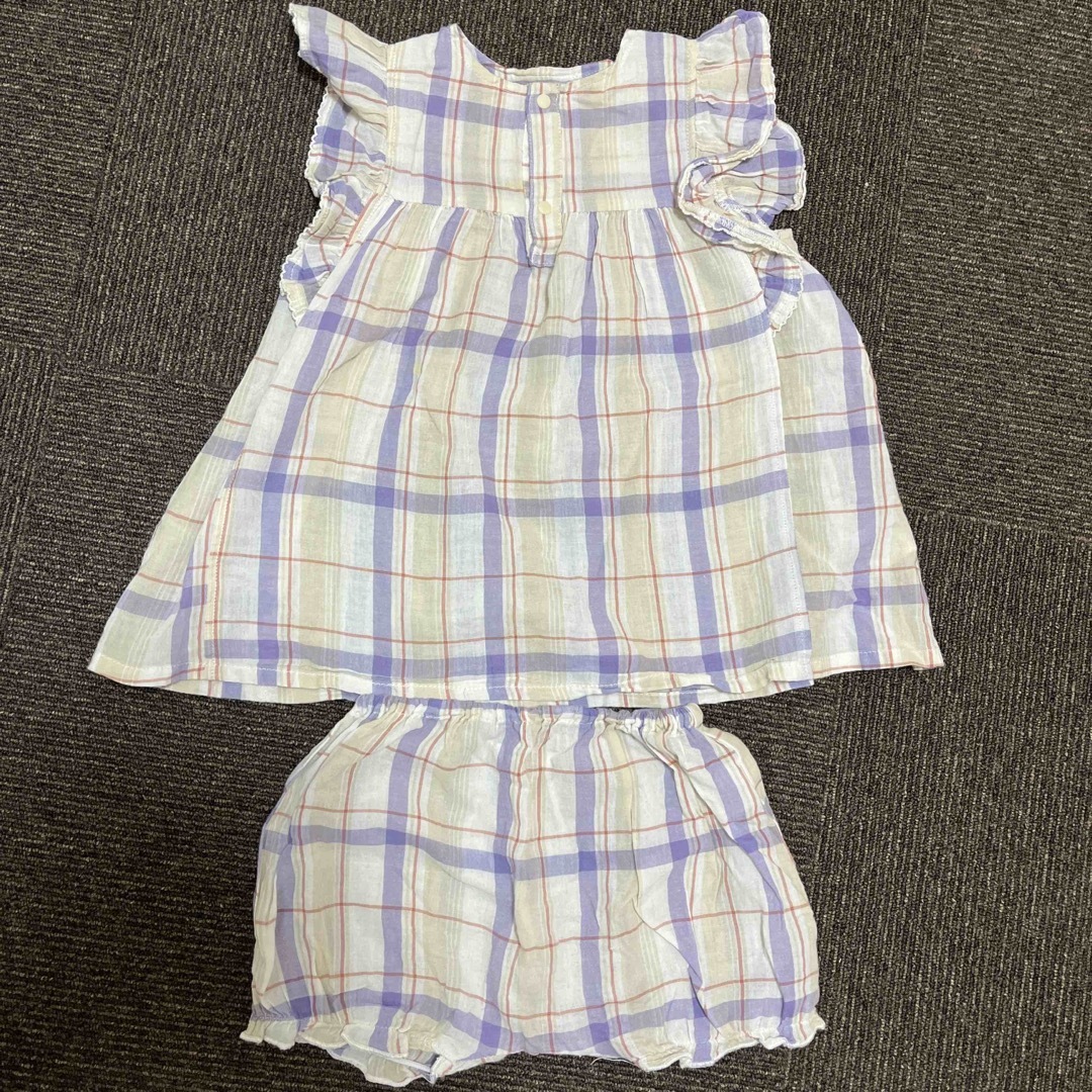 La stella(ラステラ)の【値下げ】La stella セットアップ 90 ラステラ キッズ/ベビー/マタニティのキッズ服女の子用(90cm~)(Tシャツ/カットソー)の商品写真