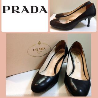 プラダ(PRADA)のプラダ♡ブラックレザー ラウンドパンプス♡(ハイヒール/パンプス)