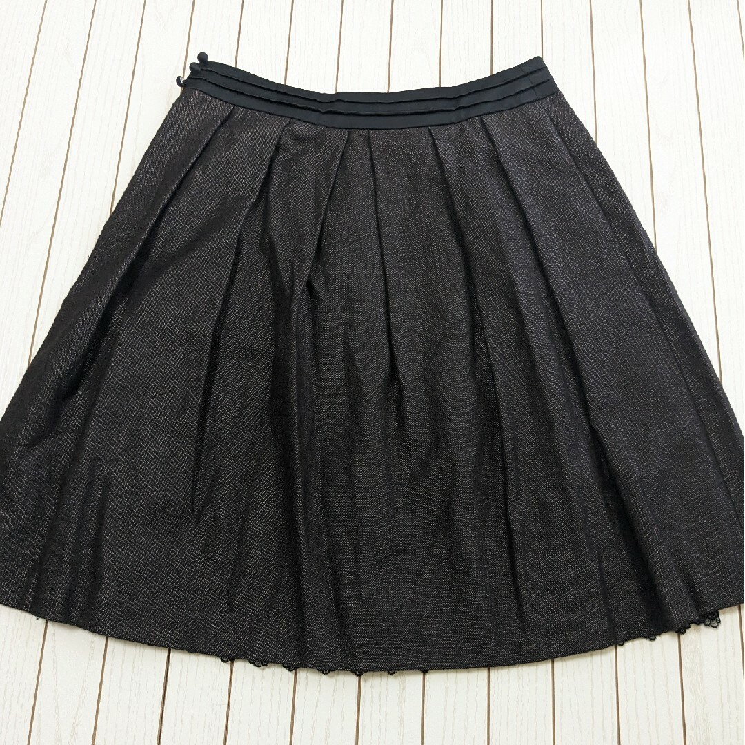 ROPE’(ロペ)のROPE ウールスカート 9号 フレア プリーツ チャコールグレー レディースのスカート(ひざ丈スカート)の商品写真