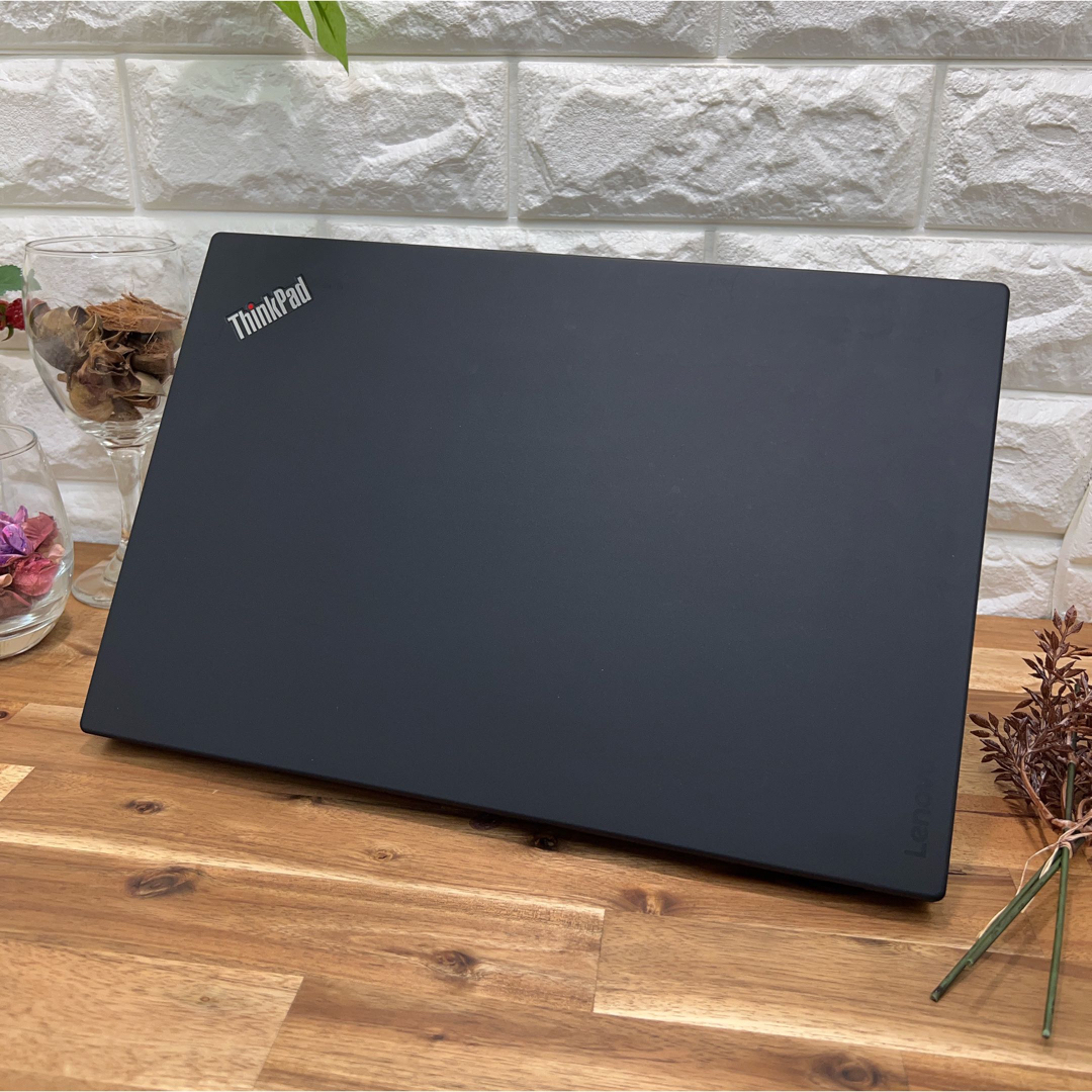 Lenovo - 【美品】Thinkpad X1 Carbon☘Core i7第7世代☘SSD搭載の通販 ...