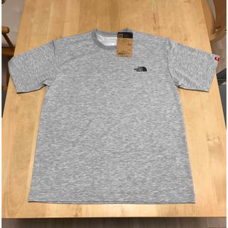 ザノースフェイス(THE NORTH FACE)の【プロフィール必読！様専用)新品 THE NORTH FACE ショートスリーブ(Tシャツ/カットソー(半袖/袖なし))