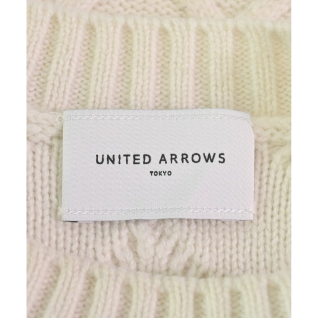 UNITED ARROWS(ユナイテッドアローズ)のUNITED ARROWS ユナイテッドアローズ ベスト/ノースリーブ F 白 【古着】【中古】 レディースのトップス(ベスト/ジレ)の商品写真