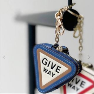 アパルトモンドゥーズィエムクラス(L'Appartement DEUXIEME CLASSE)の【GOOD GRIEF!/グッドグリーフ】medicine Key ring(キーホルダー)