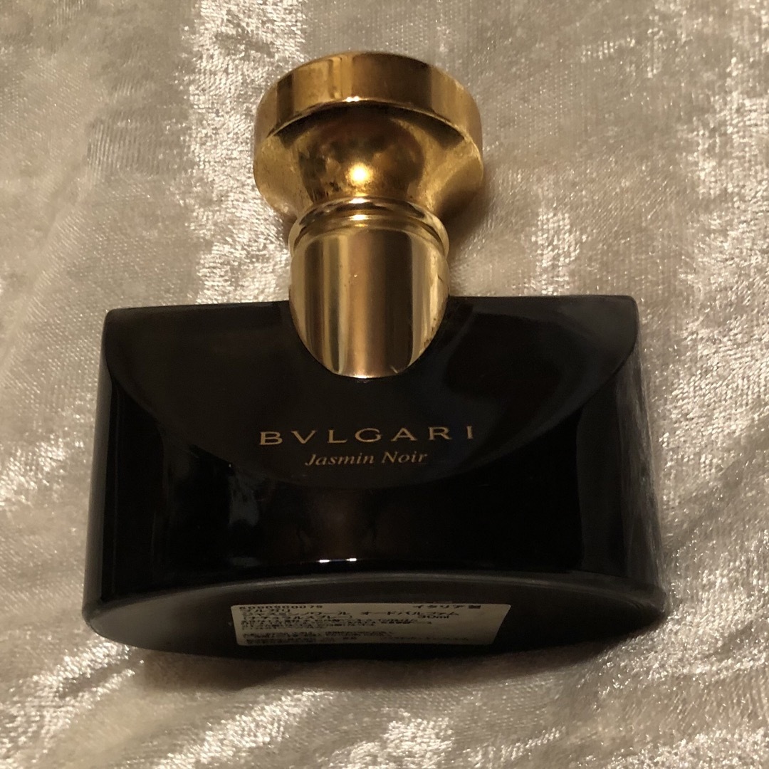 BVLGARI(ブルガリ)のBVLGARI ブルガリ ジャスミンノワール オードパルファム 30ml 箱付き コスメ/美容のコスメ/美容 その他(その他)の商品写真