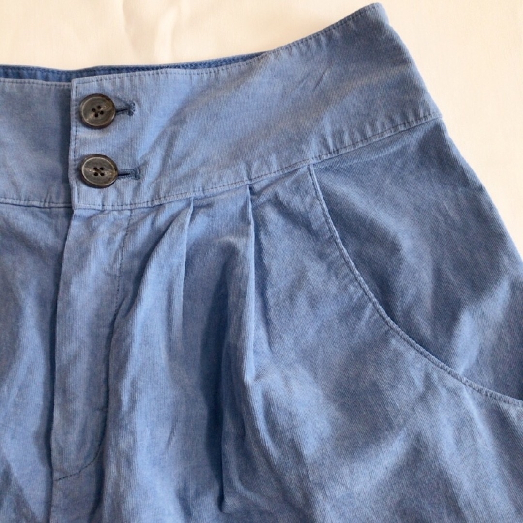 UNTITLED(アンタイトル)の【専用 】新品 UNTITLED ショートパンツ  L ブルー 春 レディースのパンツ(ショートパンツ)の商品写真