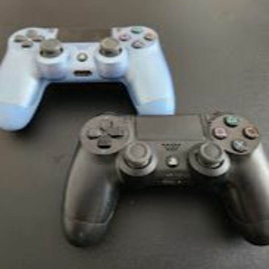 SONY(ソニー)のPS4 コントローラー(DUALSHOCK 4) エンタメ/ホビーのゲームソフト/ゲーム機本体(その他)の商品写真