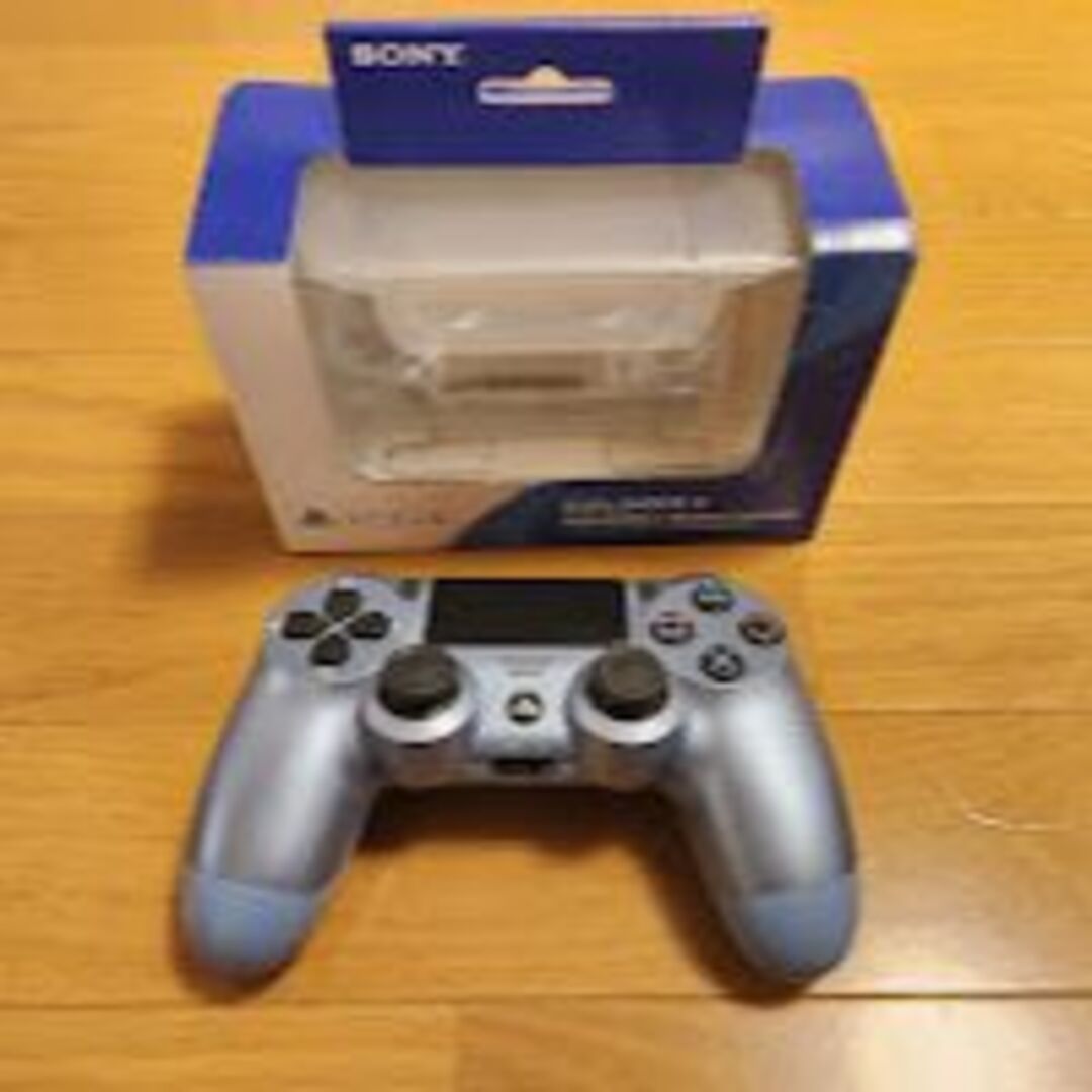 SONY(ソニー)のPS4 コントローラー(DUALSHOCK 4) エンタメ/ホビーのゲームソフト/ゲーム機本体(その他)の商品写真