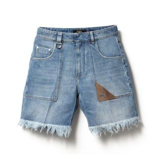 フェンディ(FENDI)の【新品未使用】 FENDI フェンディ Bermudas バミューダパンツ デニム ハーフパンツ Denim shorts FLP307AN4W 【サイズ30/DARK BLUE】(ワークパンツ/カーゴパンツ)