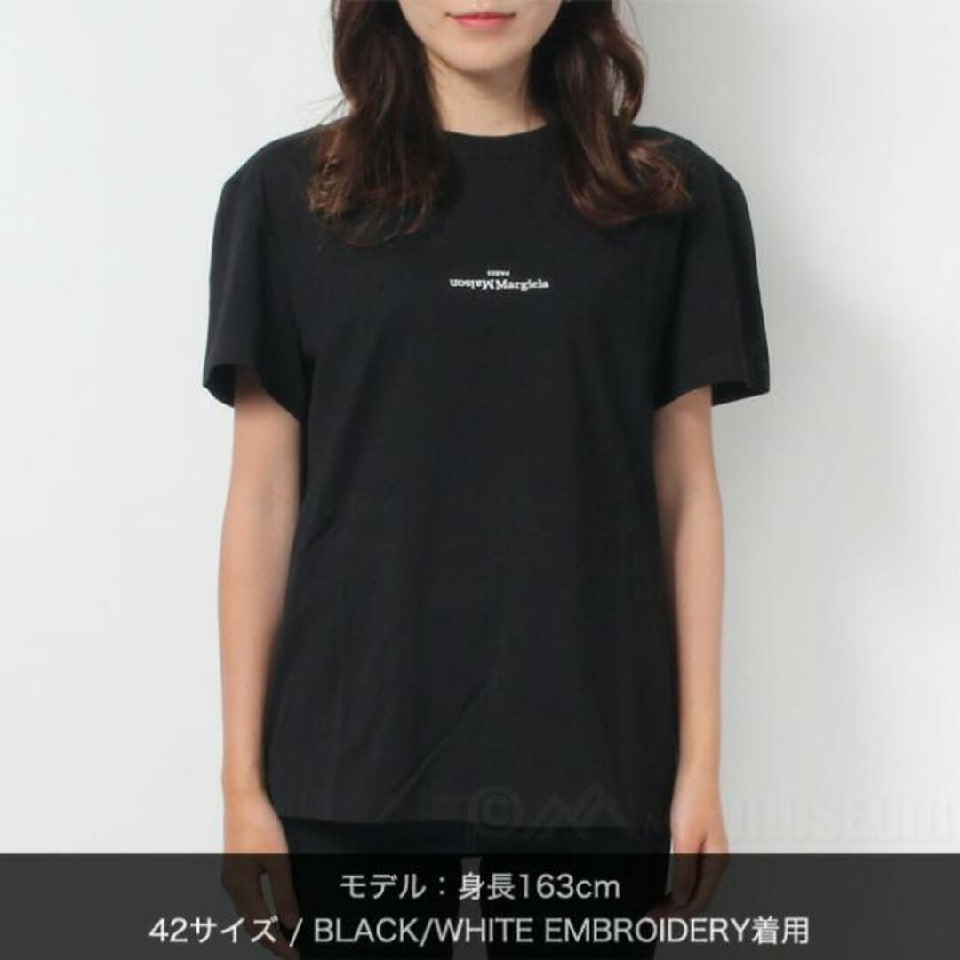 【新品未使用】 Maison Margiela メゾンマルジェラ ディストーテッド ロゴ Tシャツ REVERSED L S30GC0701S22816 【サイズ42/BLACK/WHITE EMBROIDERY】