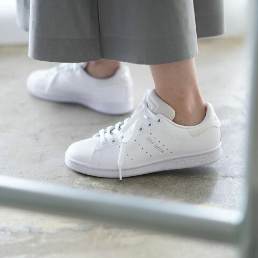 adidas(アディダス)のadidas originals STAN SMITH スニーカー GY8154 レディースの靴/シューズ(スニーカー)の商品写真