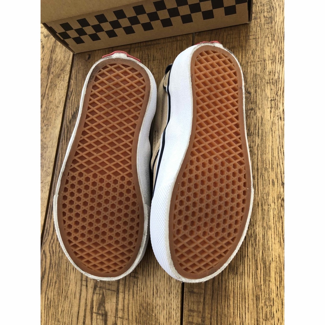 VANS(ヴァンズ)のVANS 定番人気 スリッポン★ベージュ 15 キッズ/ベビー/マタニティのキッズ靴/シューズ(15cm~)(スリッポン)の商品写真