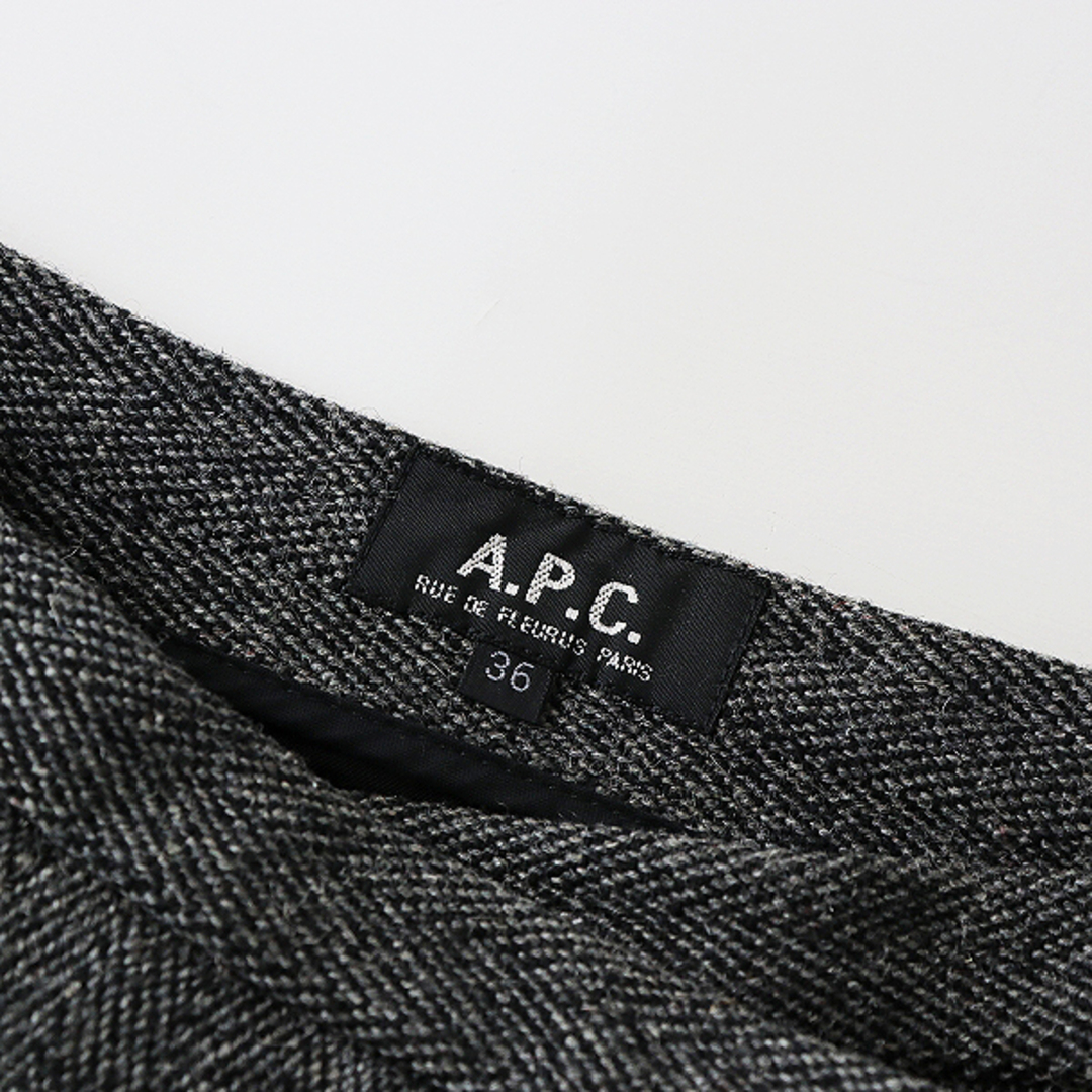 A.P.C ホワイトヘリンボーンニット