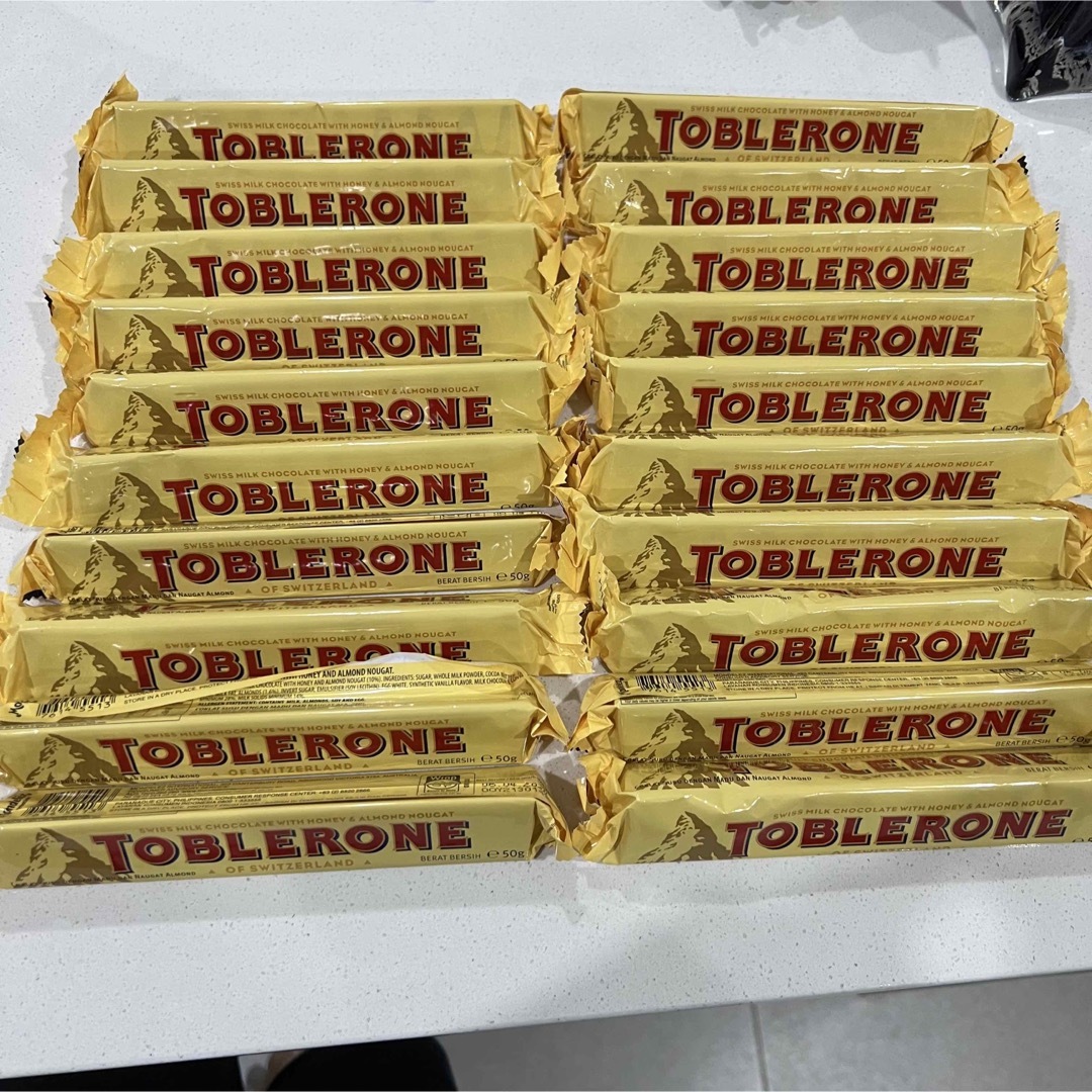 トブラローネ TOBLERONE ミルク 輸入菓子スイスチョコレート 20個