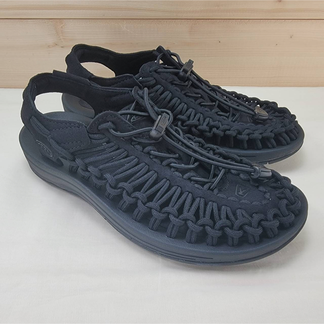 KEEN(キーン)のキーン  ウィメンズ ユニーク ブラック 23㎝ レディースの靴/シューズ(サンダル)の商品写真