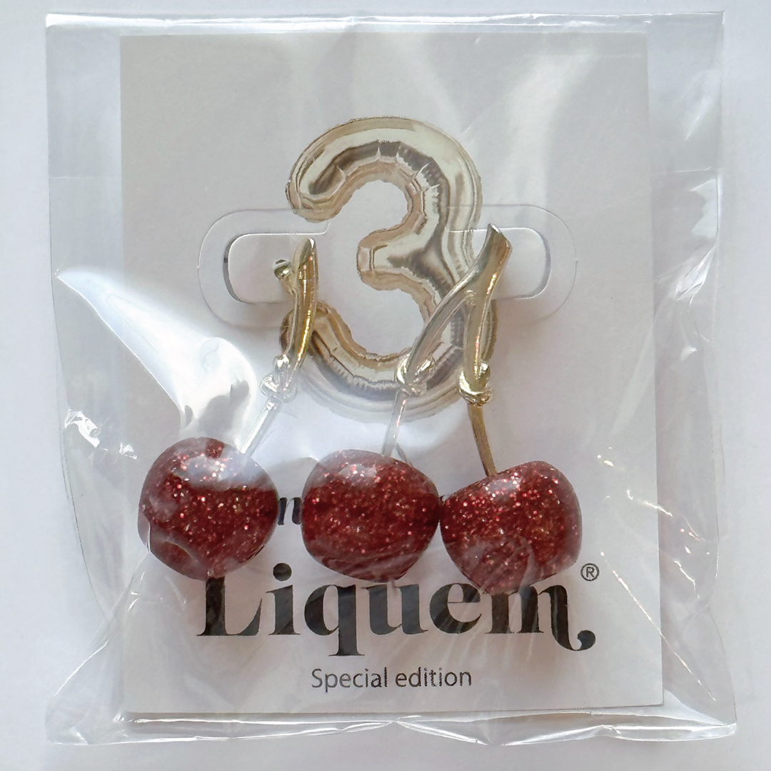 liquem ３周年　チェリー　ピアス