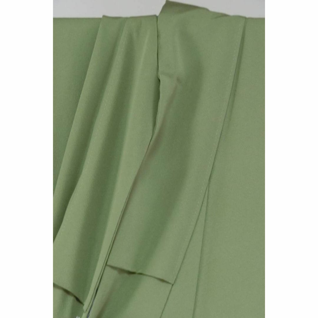 Ｓすごく大きいサイズお仕立て上がり正絹無地　鈍い黄緑色地　染め抜き紋一つ紋 レディースの水着/浴衣(着物)の商品写真